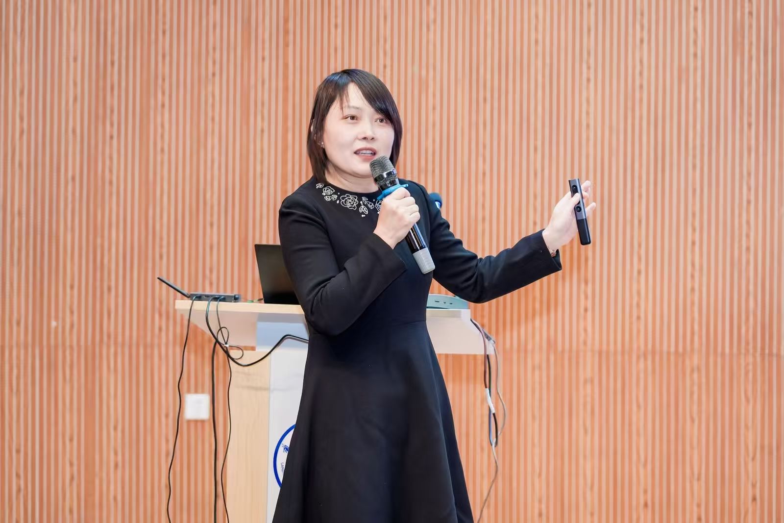 深耕 教学改革 教学 改革 齐心 创新 新华 华章 兰州 信息 科技学院 科技 学院 2025-2026 2025 20 25 2026 学年 精彩 课堂 大赛 赛圆满 圆满 落幕 SC